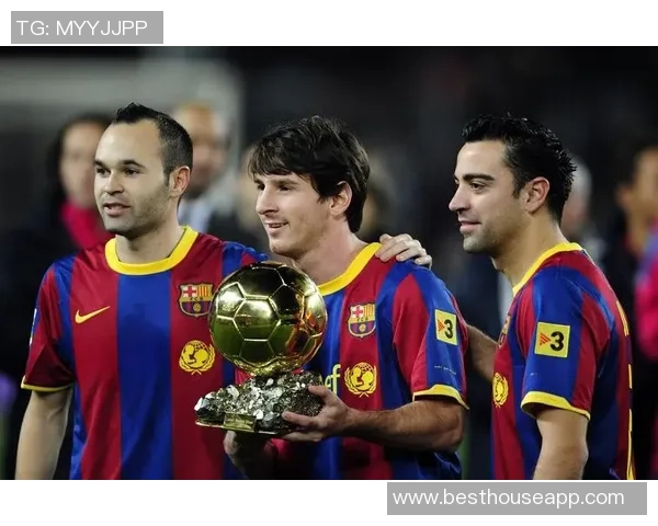 一流足球明星的辉煌历程与背后故事揭秘 一流足球明星的辉煌历程与背后故事揭秘