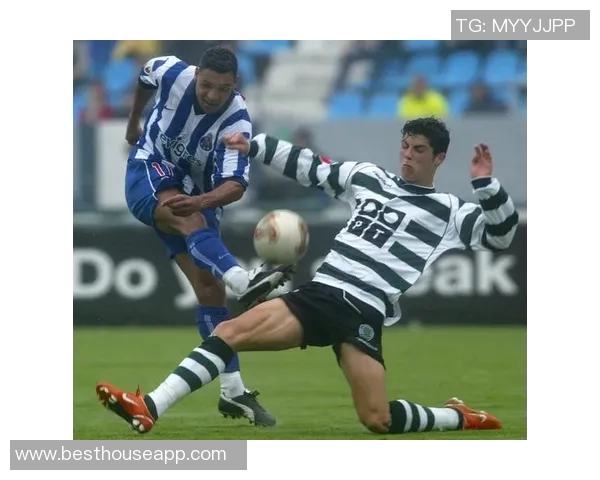 从青涩少年到美国足球明星的奋斗历程与荣耀瞬间